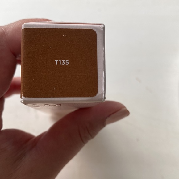 BITE BEAUTY shade T135 CHANGEMAKER Supercharged Micellar Foundation 1 Oz/30ml - Picture 4 of 4
